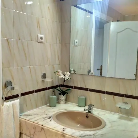 Luxury In The Beach, Lubina Sol *